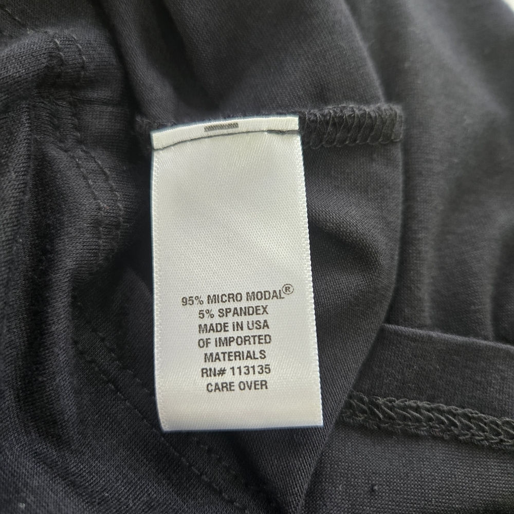 Leo & Nicole Black Mock Neck Top NWT Size PXL - Picture 9 of 9
